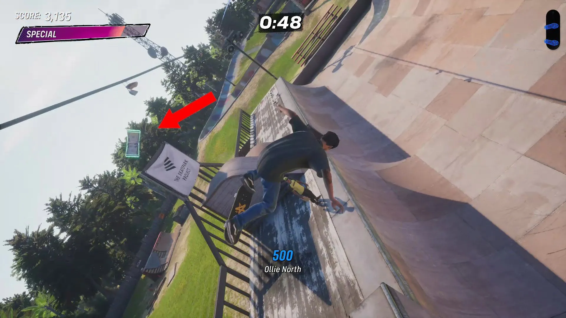 Cọc tiền thứ ba được tìm thấy trên biển báo &quot;The Skater Park Project&quot; phía trên halfpipe ở Kona