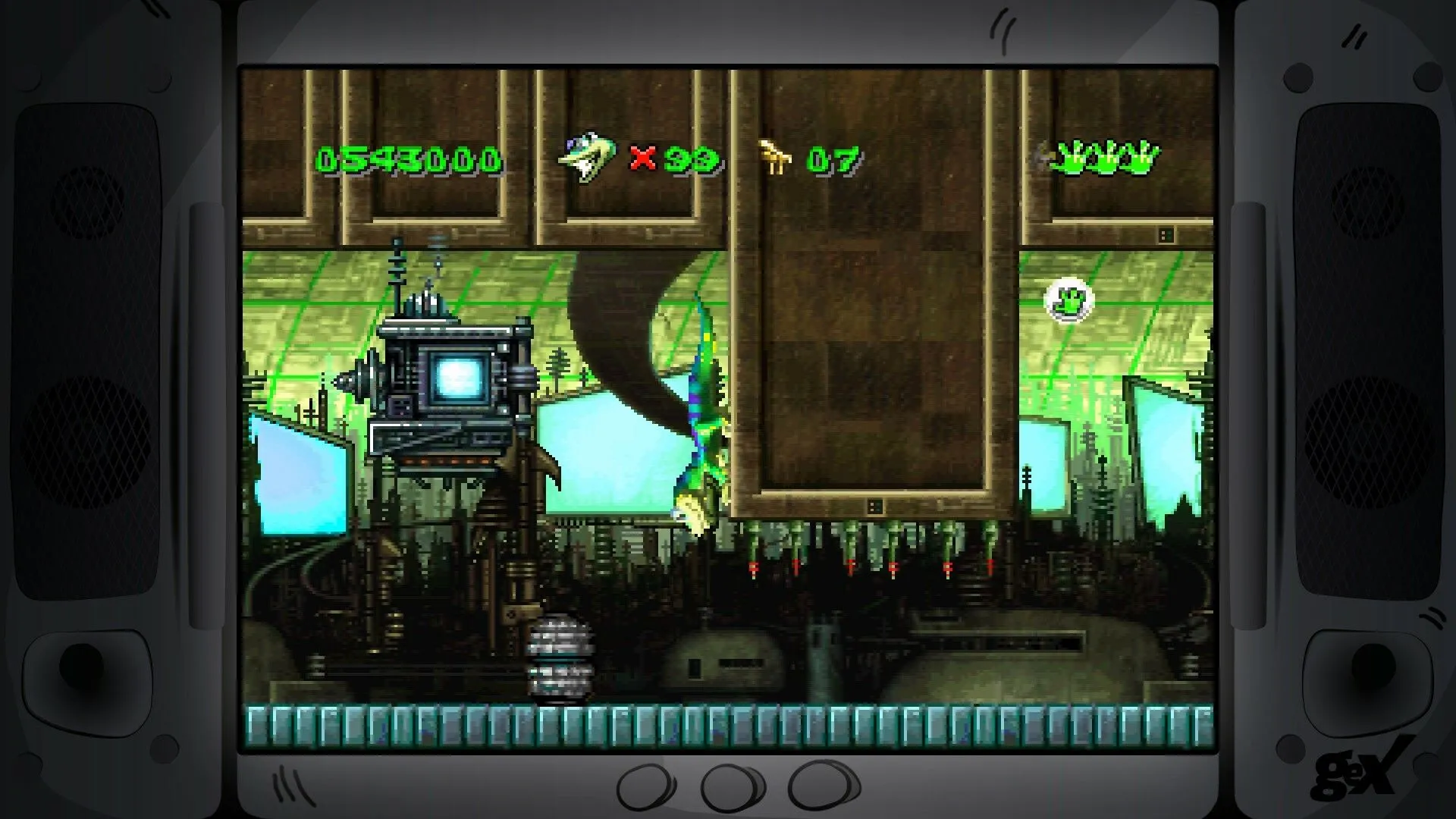 Gex đối mặt với kẻ thù trong một cấp độ mang phong cách kinh dị từ Gex Trilogy.