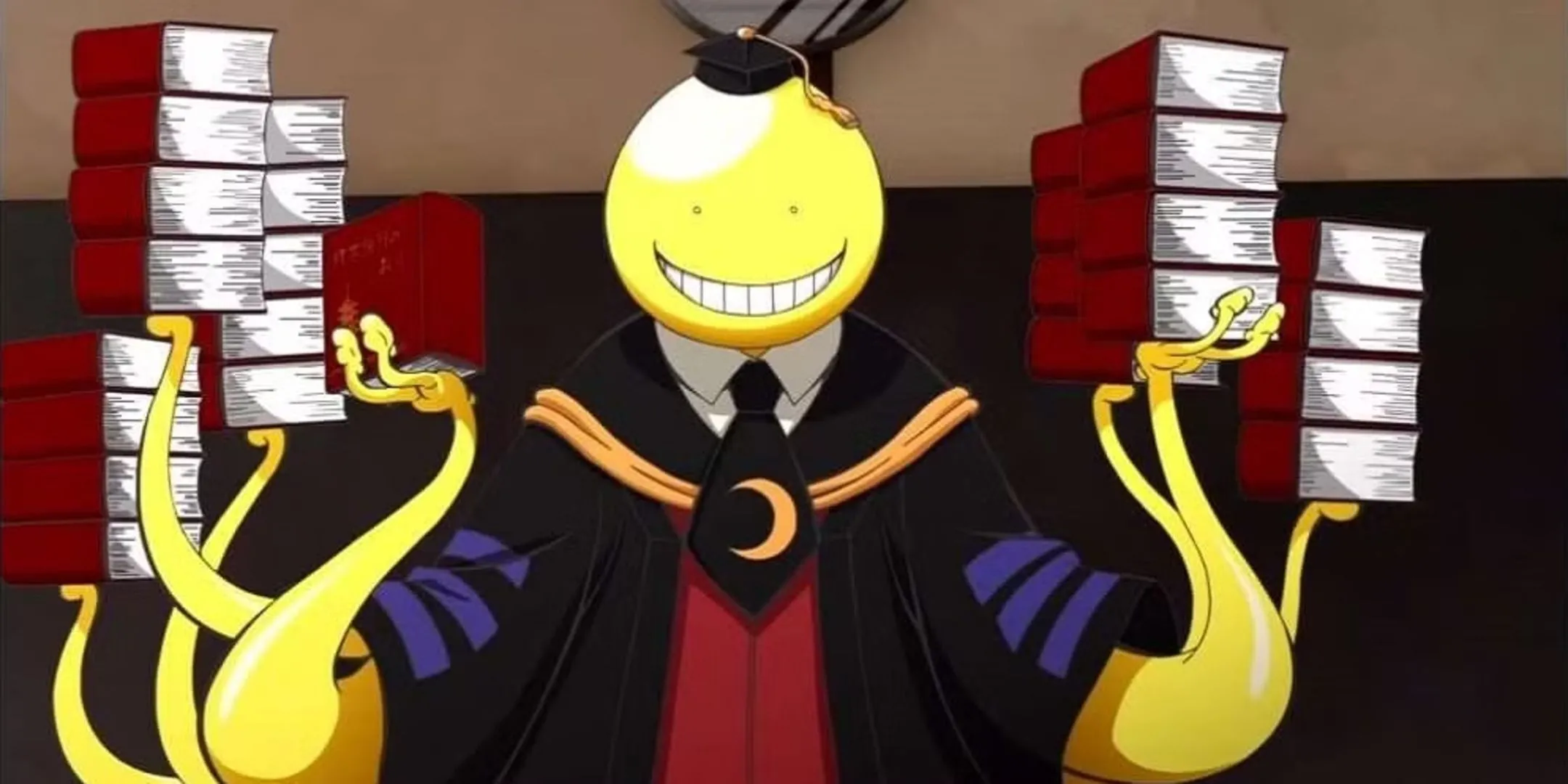 Koro-sensei từ Lớp Học Ám Sát ôm nhiều sách bằng xúc tu, thể hiện khả năng siêu việt của một thầy giáo bạch tuộc.