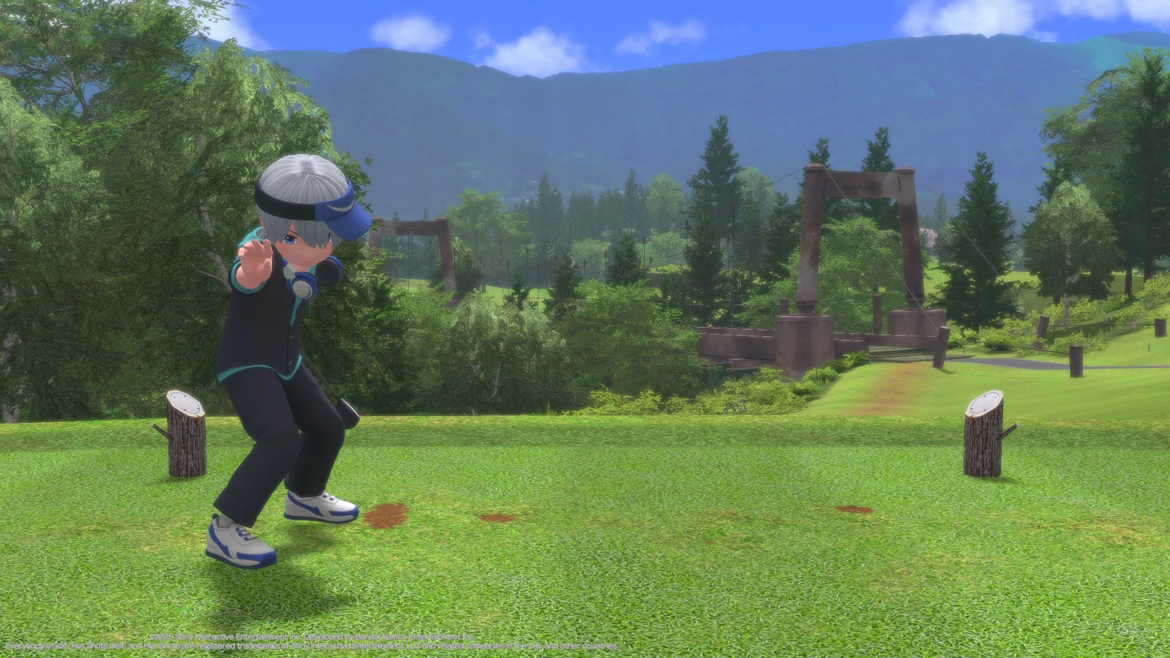 Cảnh nhân vật và caddie trong Everybody's Golf Hot Shots liên tục trò chuyện, làm gián đoạn trải nghiệm chơi golf.